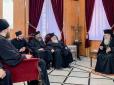 Хіти тижня. Для Порошенка вчора виявився хворим: Єрусалимський патріарх зустрівся з делегацією УПЦ (фотофакти)