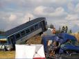 Хіти тижня. Автобус з українцями потрапив у смертельну ДТП у Чехії (фото)