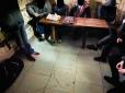 Нелюдські умови: Омбудсмени показали шокуючі фото з київського СІЗО