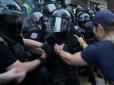З архіву ПУ. Мережа в люті: На суді над Стерненком помітили поліцейського з символікою бойовиків Донбасу