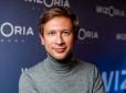 Біла кухня й тенісні корти: Дмитро Ступка похизувався будинком, у якому живе у США (фото)