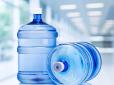 Це може жахнути! Як бутильована вода впливає на здоров’я - тривожне відкриття