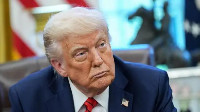 Особлива гра: Трамп створює собі привід залишити Україну, - FT