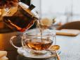 А ви це знали? Чому не можна заливати чай окропом