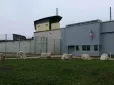 Українські ухилянти зрозуміли би ситуацію: У Франції в'язень утік з тюрми, сховавшись у сумці співкамерника (фото)