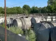 Виготовляв та збував неякісне пальне: На Київщині працював підпільний нафтозавод (фото)