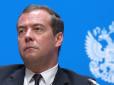 Медведєв висловився про війська НАТО в Україні та обізвав Макрона 