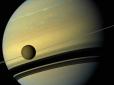 Що ховається за туманністю Титану? Науковці вже 20 років б'ються над загадкою супутника Сатурна. Колись таке відкриття змусило людство шукати інопланетян на Марсі