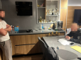 Казкові відкати за гнилі продукти для військових, плюс апартаменти у райському куточку світу: ДБР завершило розслідування щодо начпрода однієї з частин Сил оборони