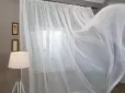 Тюль знову стане сніжно-білим! Забудьте про дорогі відбілювачі завдяки одному секретному інгредієнту