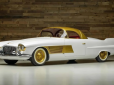 Реставрували багато років: Золотий Cadillac Elegante 1953 року продали на аукціоні за рекордну суму