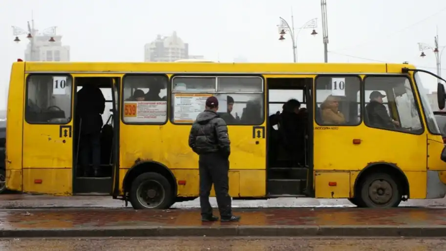 В Україні може подорожчати проїзд у маршрутках: Ось які зміни готують для пасажирів