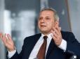 Безвідповідальність плагування держбюджету: Експерт оцінив шанси Зеленського вибити з західних партнерів кошти на підвищення зарплат військовим